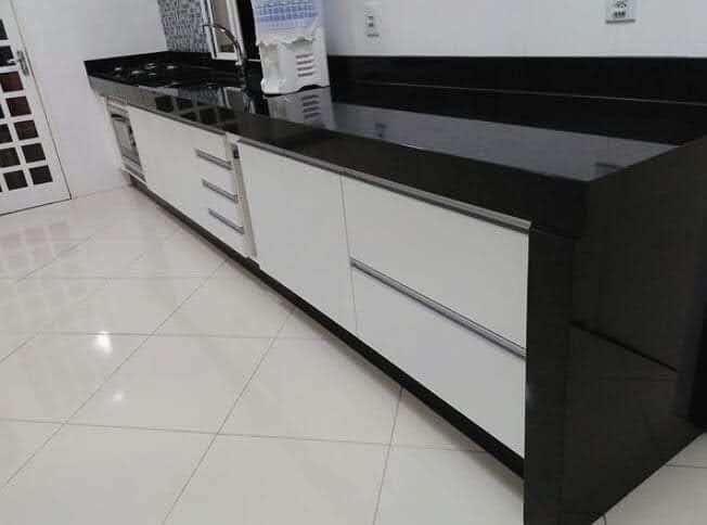 Bancada de Granito com armário em MDF