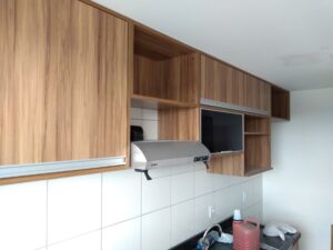 Armário Suspenso em MDF Madeirado